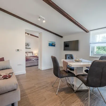 Ena Apartament