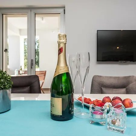 Apartman Ena *