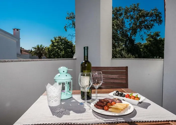 Ena דירה זאדאר