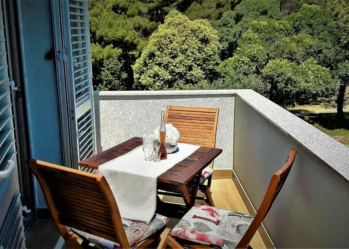 Ena Апартаменты Задар