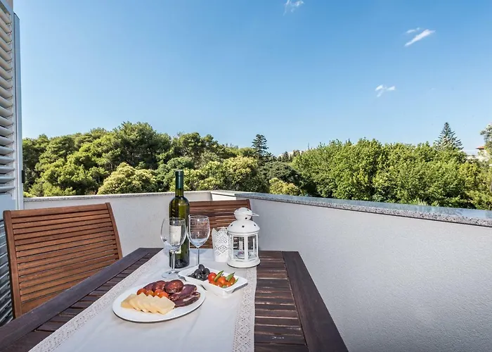 Ena Апартаменты *